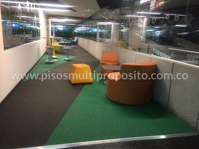 Piso MultiUsos oficinas centro comercial. Bogotá - 2018